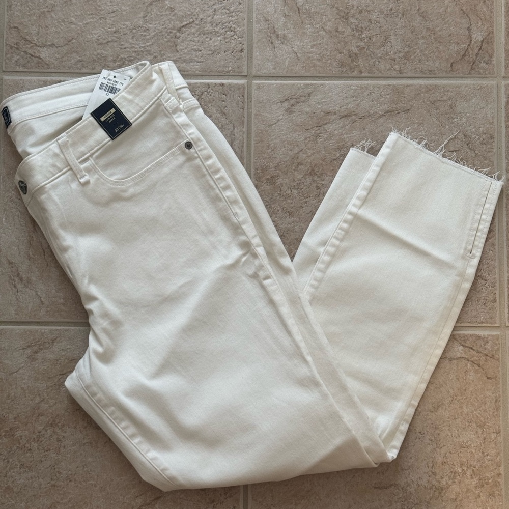 NWT Abercrombie Women's White skinny Jeans